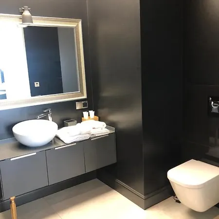 Platinium Sky Tower Apartment