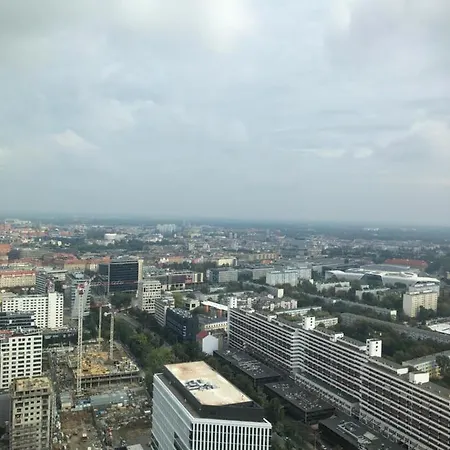 Platinium Sky Tower Apartment *