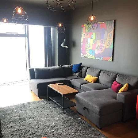 Platinium Sky Tower Apartment